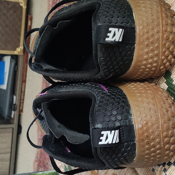 Rare Nike trainers - Picture 2 of 4